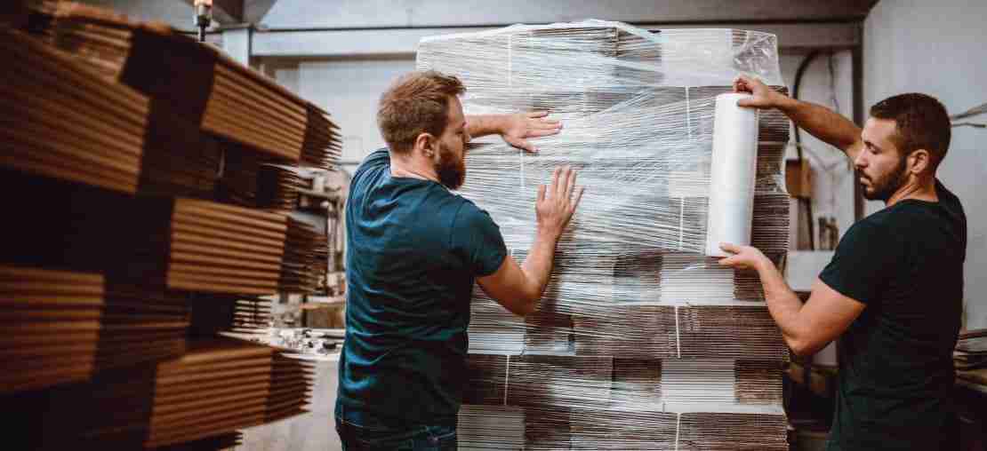 European Pallet Shipping How to Build a Pallet? Van247